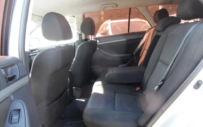 Toyota Avensis cena 6900 przebieg: 384000, rok produkcji 2007 z Poręba małe 211